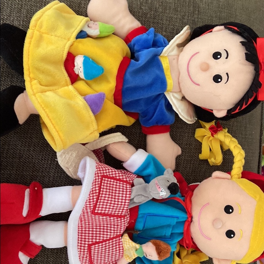 Snow White and Red Riding Hood Puppets
